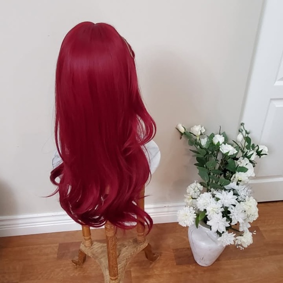 NEW Vibrant Burgundy Wine Wig - Picture 2 of 7